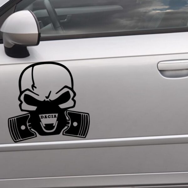 Sticker Dacia – Craniu